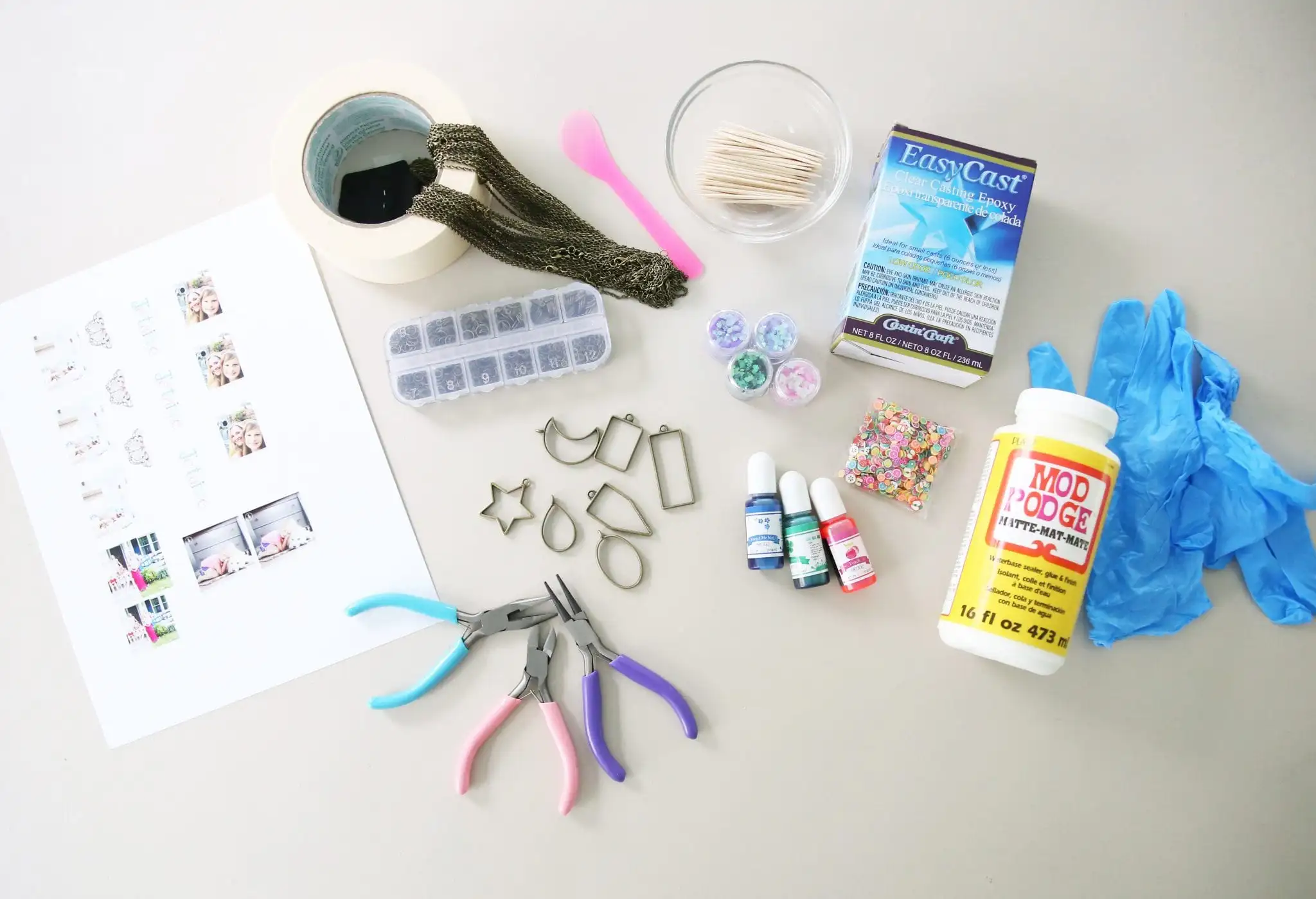 Makerspace Monday: Resin Jewelry