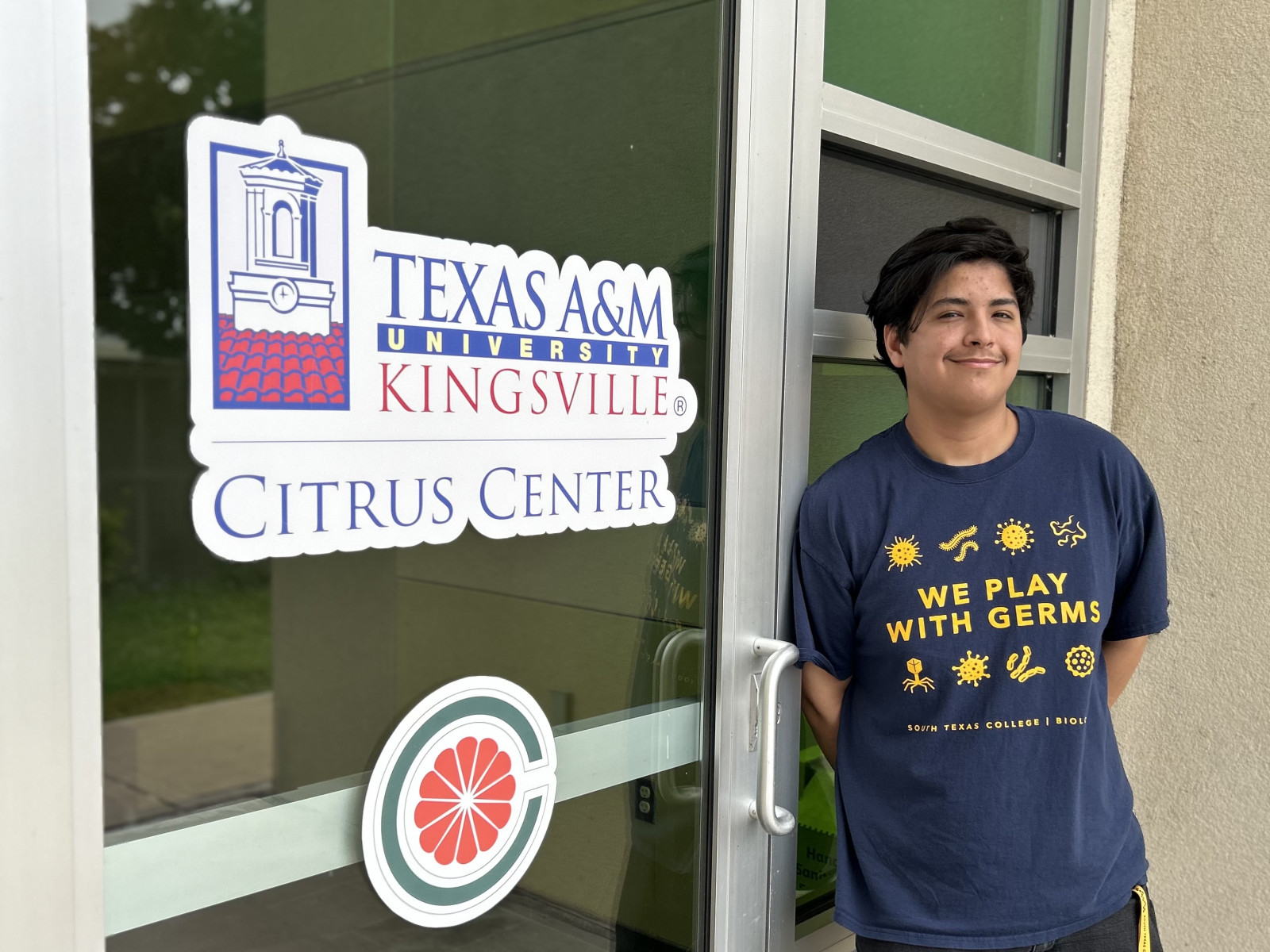 Biology student thrives at Weslaco research center