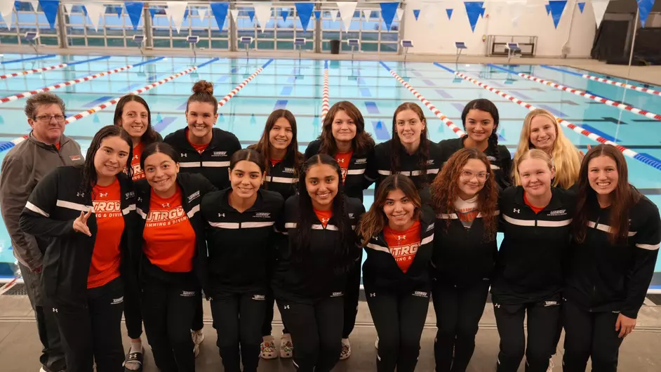 Swimming & Diving Finishes Strong in Final Day of Vandal Invite