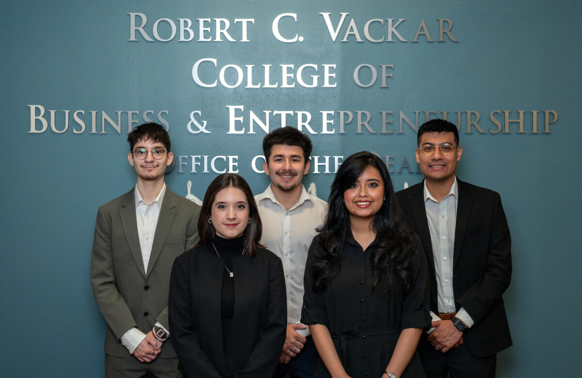 Five UTRGV students named Kemper Scholars