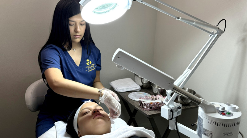 STC Cosmetology students provide complimentary services to the community