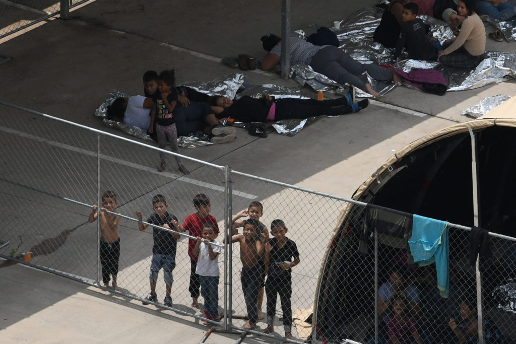 US: Immigrants Abused in Florida Detention Sites