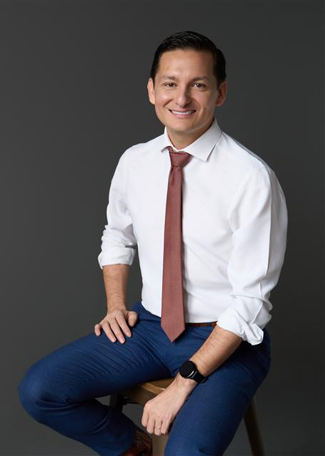 Attorney Omar Ochoa Officially Files to Run for Edinburg Mayor