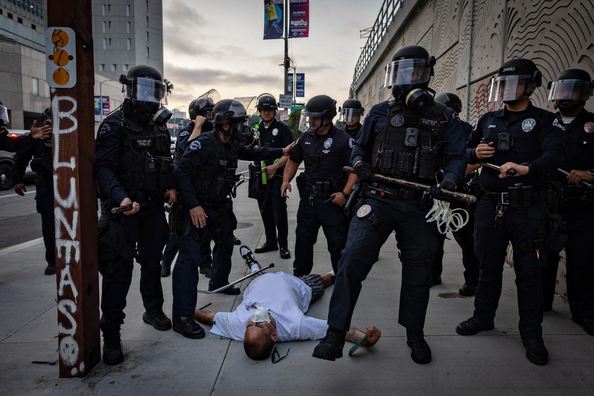 The government creates crises to justify extremism